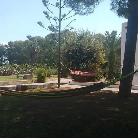 Parco Del Pizzo Bed & Breakfast 2*