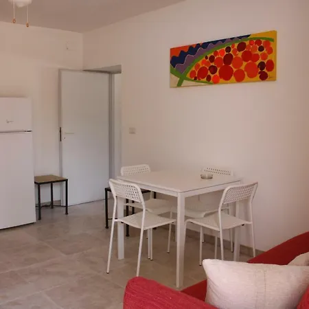 Bed & Breakfast Parco Del Pizzo 2*